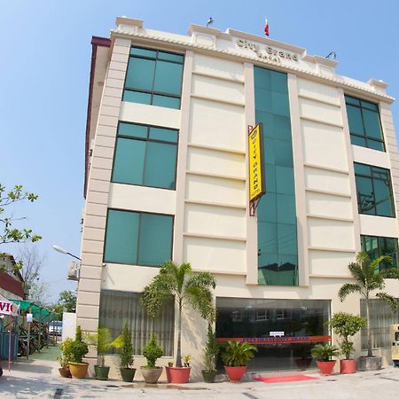City Grand Hotel Mandalay Dış mekan fotoğraf