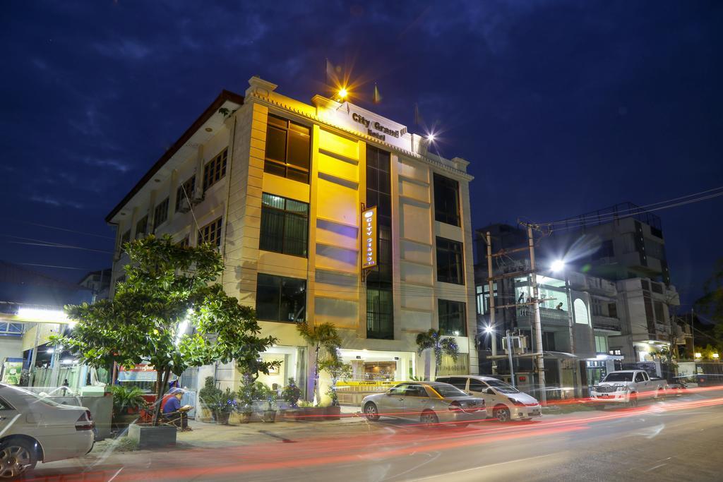 City Grand Hotel Mandalay Dış mekan fotoğraf
